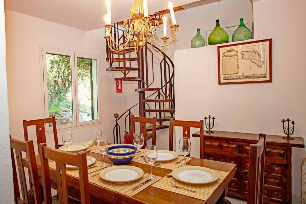 Villa Cecylia เอสคานูเทลส์ ภายนอก รูปภาพ